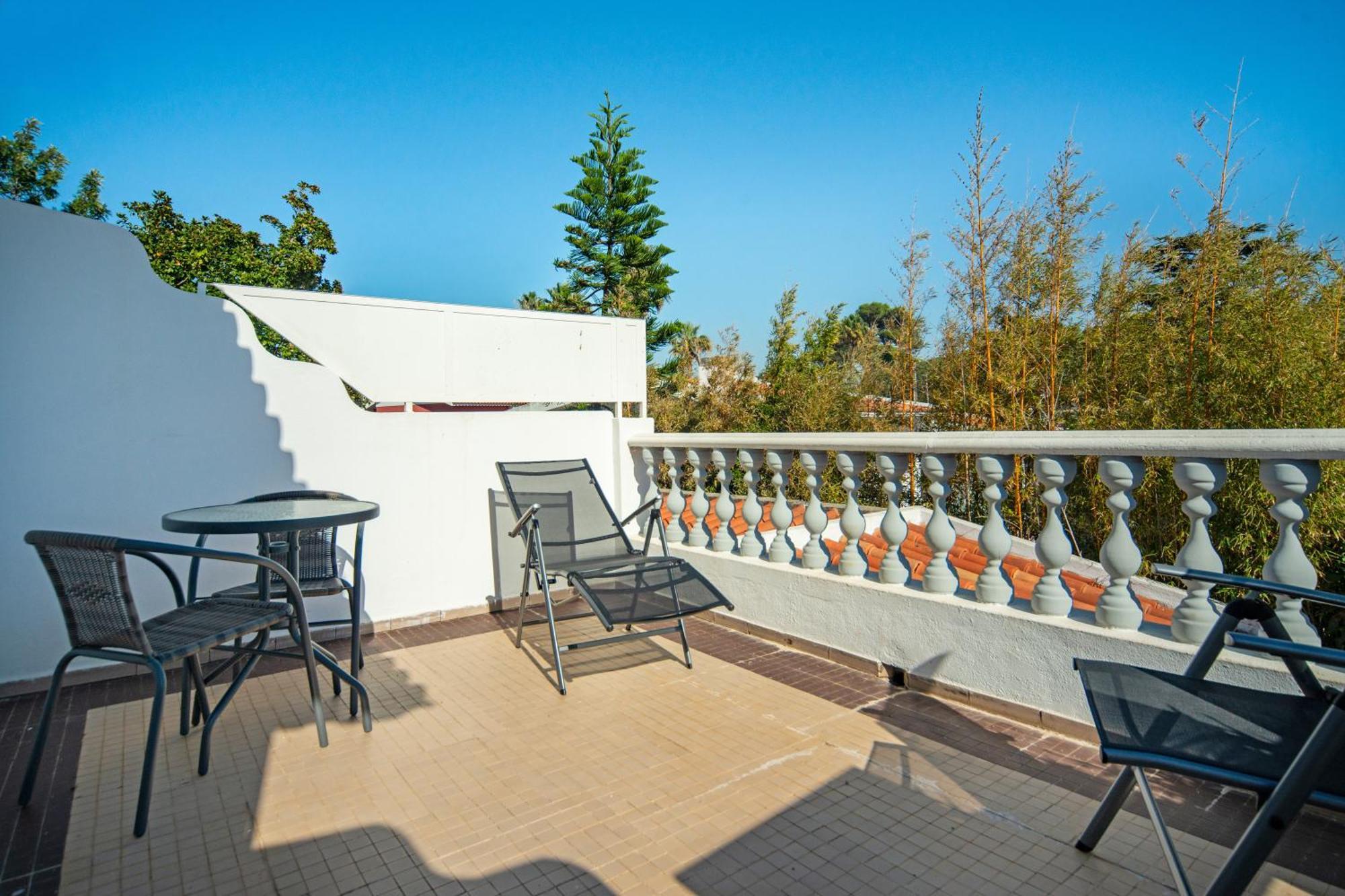 4-Bedroom House In Cascais, Near Guincho Beach Exterior photo